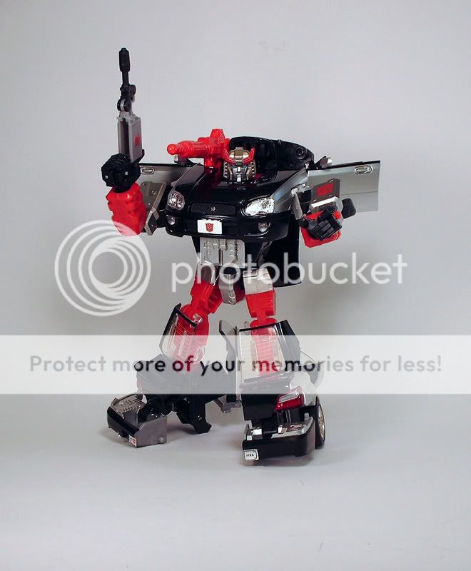 Minor/Repaint Alternators Bluestreak (anime version) TFW2005 The 2005 Boards